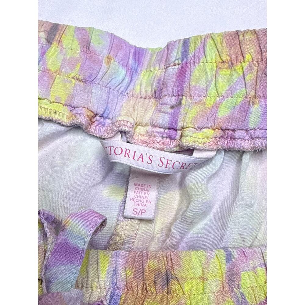 Victoria's Secret Flowy Sleep Shorts Small - Picture 2 of 4